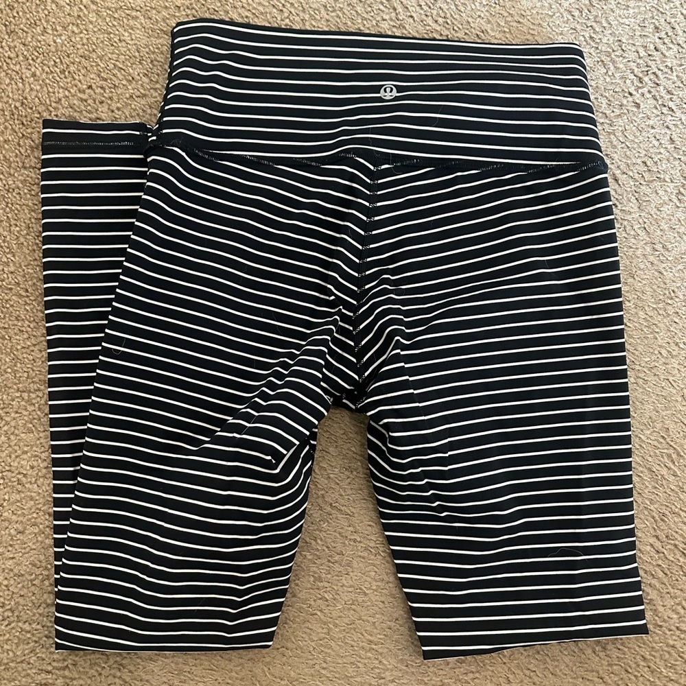 Lululemon Wunder under size 10